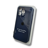Silicone Case Azul Oscuro iPhone 13 Pro (Cerrado Cámara)
