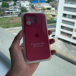 Silicone Case Salmón iPhone 13 Pro (Cerrado Cámara)