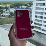 Silicone Case Vinotinto iPhone 13 Pro (Cerrado Cámara)